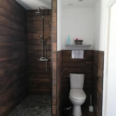 Petite Maison Neuve Proche Du *