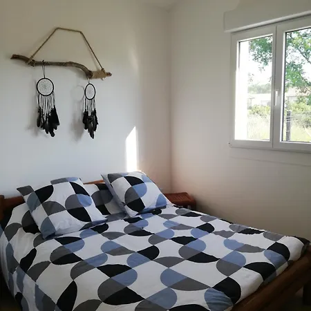 Petite Maison Neuve Proche Du Σπίτι διακοπών